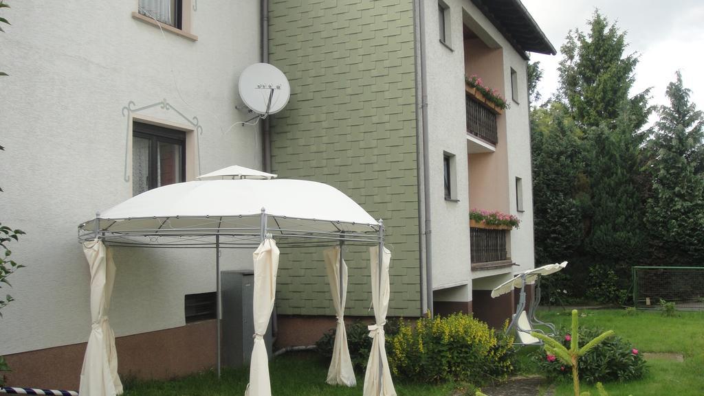 Black Bear Bikers Pub-Hotel Kempfeld Oda fotoğraf