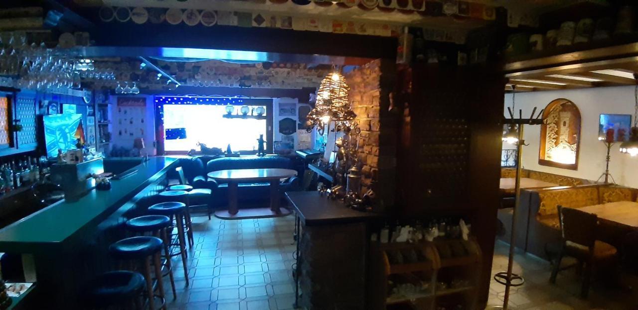 Black Bear Bikers Pub-Hotel Kempfeld Dış mekan fotoğraf